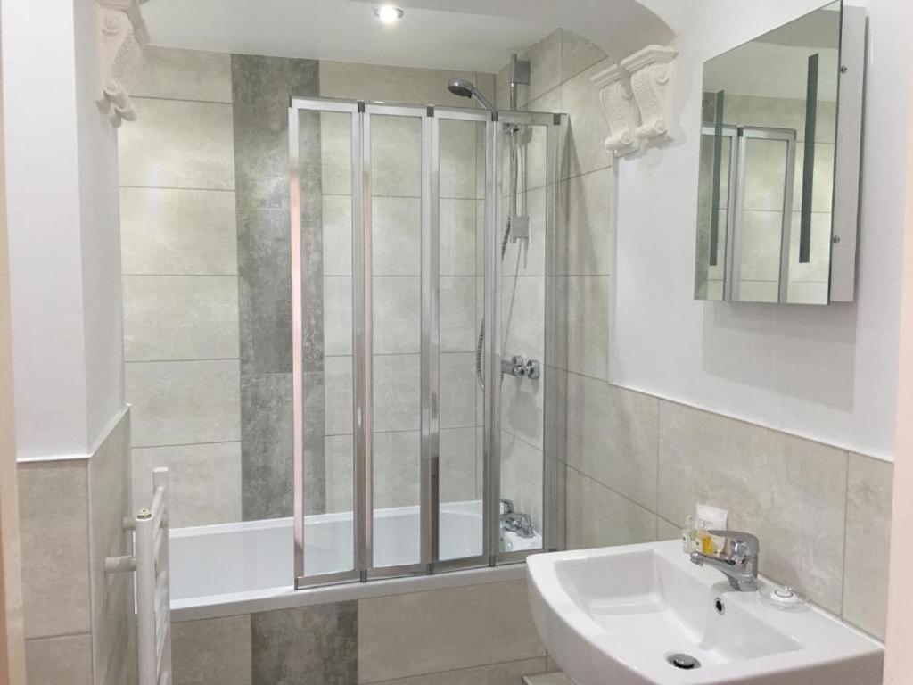 Grosvenor Hotel Rugby Zewnętrze zdjęcie